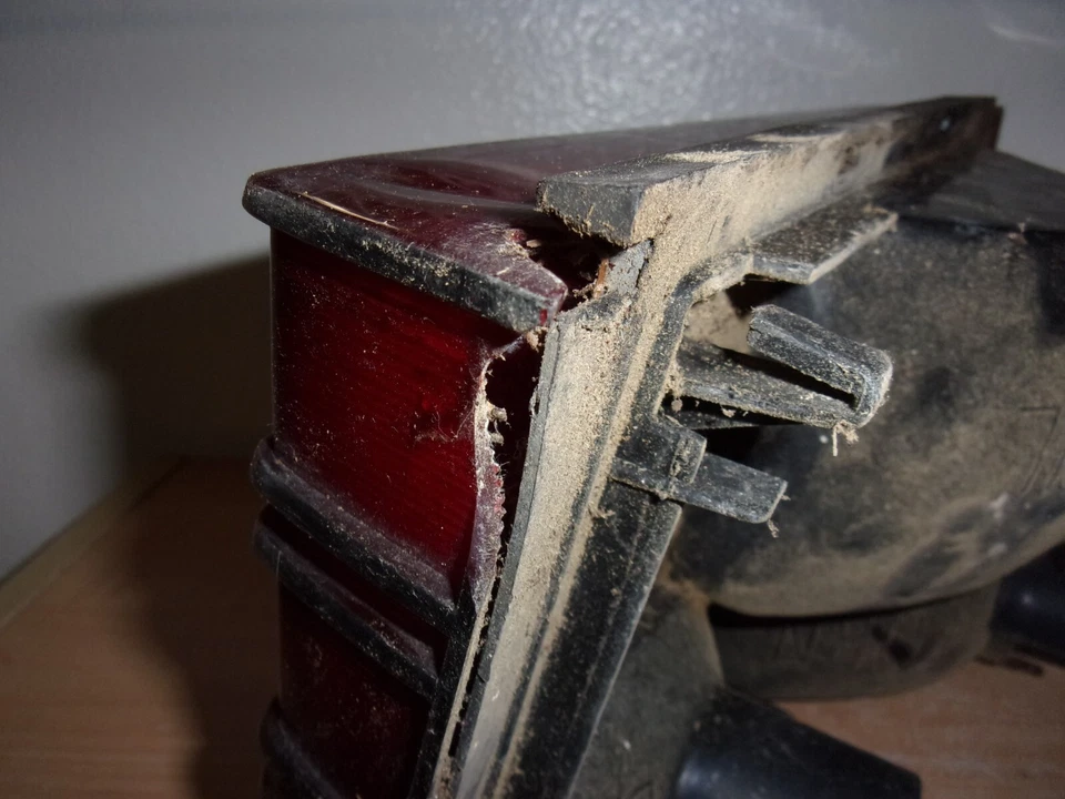 Dodge Omni 1978 1979 1980 luz trasera izquierda conductor OEM Foto 3 de 4