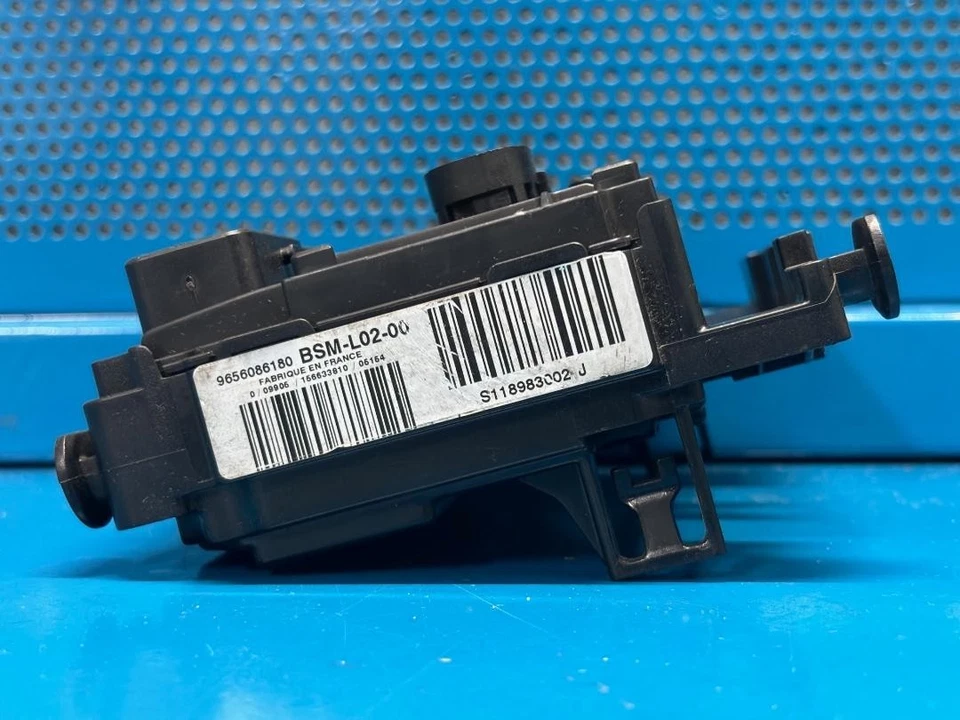BSM 9656086180 Caja de fusibles Peugeot Citroen  Siemens S118983002J  . L02-00. - Imagen 2 de 4
