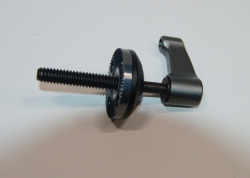 RED DIGITAL CINEMA Wingnut mit Rosettenkappe (kurz) - Bild 2 von 3