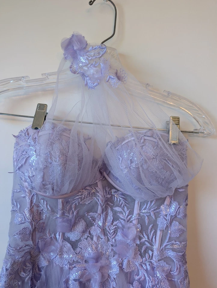 Vestido de graduación Andrea & Leo púrpura talla 4 largo con cuentas formal corsé top Foto 4 de 4