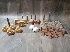 Lot Of Safari Ltd. Landmarks 28 Total of 9 Different Types