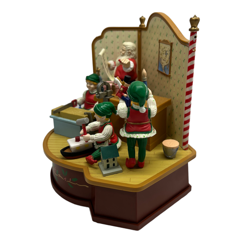 Santa's Workshop Animated Christmas Scene Windup Musical Works Please Read - Picture 3 of 17