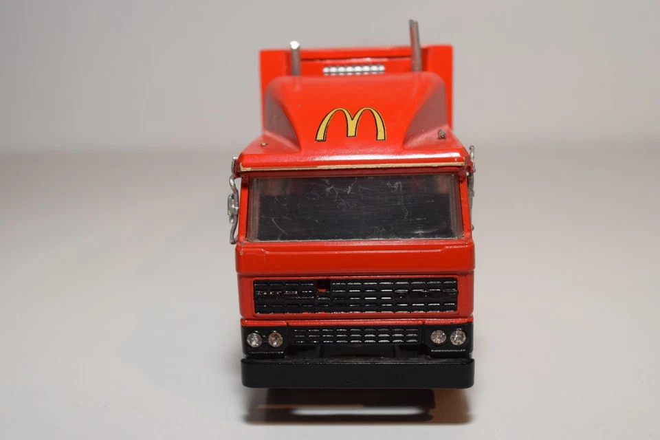 A87 1:50 LION CAR JAVI DAF 2500 TRUCK WITH TRAILER MCDONALDS EXCELLENT - Image 3 of 4