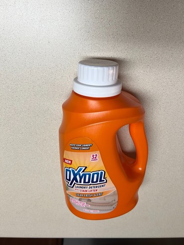 Oxydol Original Clean Fresh Scent Laundry Detergent 32 Fl. oz - Picture 2 of 3
