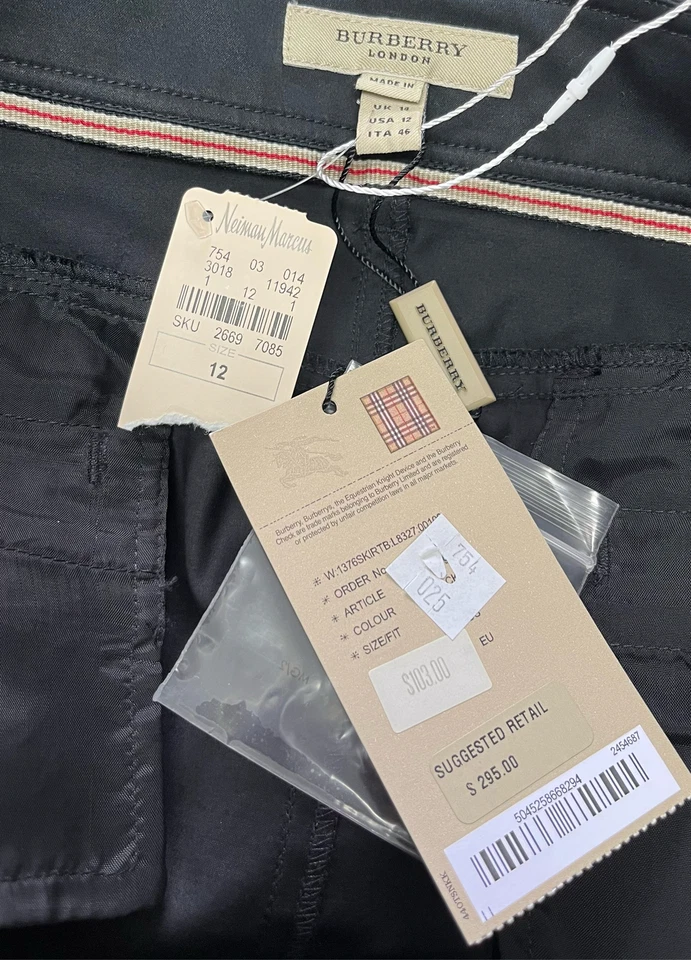 Falda corta recta de algodón negra Burberry London talla 12 nueva con etiquetas  Foto 4 de 4