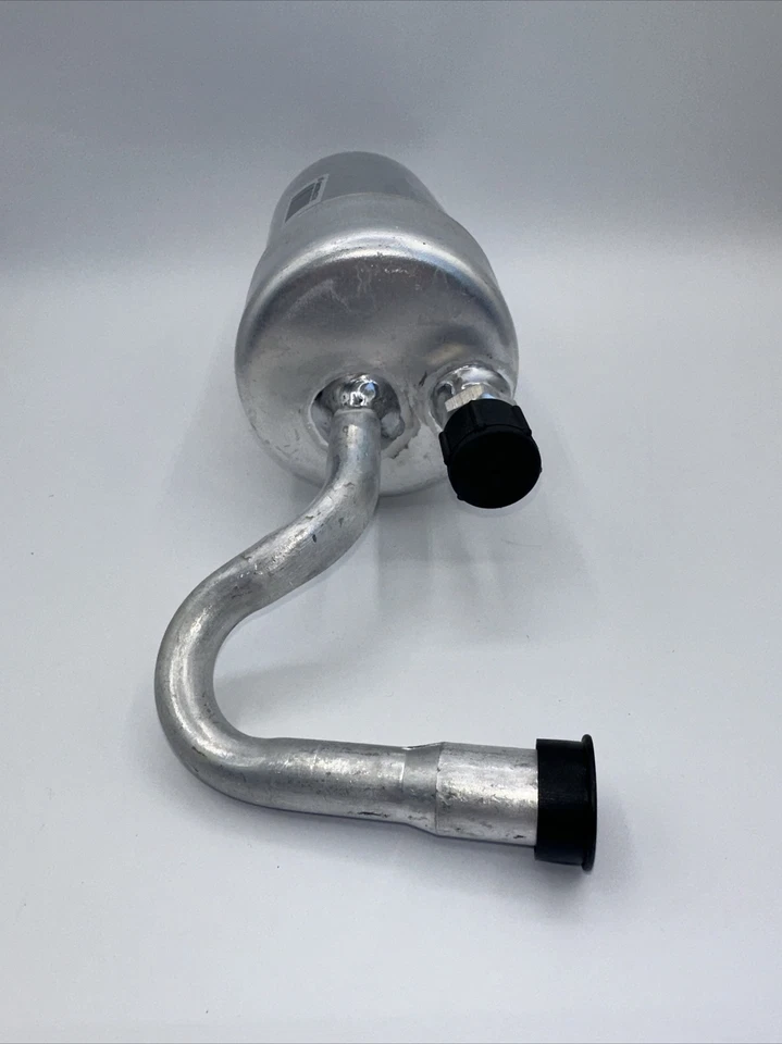 A/C Accumulator Fits Select 1994-2004 VOLVO 850 C70 S70 V70, Free Shipping! - Image 2 of 3