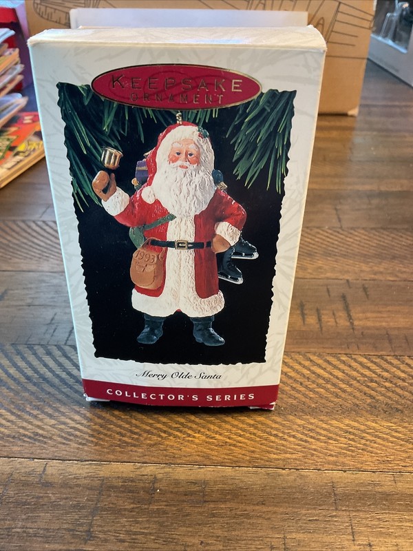 Hallmark Keepsake Ornament 1993 Merry Olde Santa Fourth in Series - Collectible 