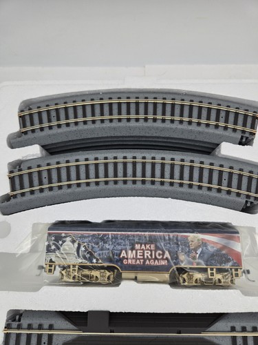 Trump Train Express Bradford Exchange Bachmann F3 manichino comandi motore binario - Foto 5 di 11