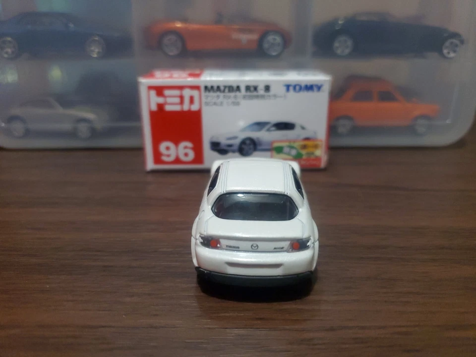 Tomica Mazda RX-8 Special Color Release (белый) трудно найти в США Продавец - Изображение 4 из 4