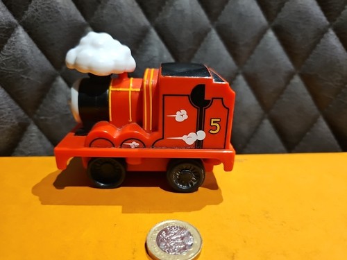Fisher Price My First Thomas & Friends Pullback Puffer Train, James for 18M+ - Picture 2 of 4