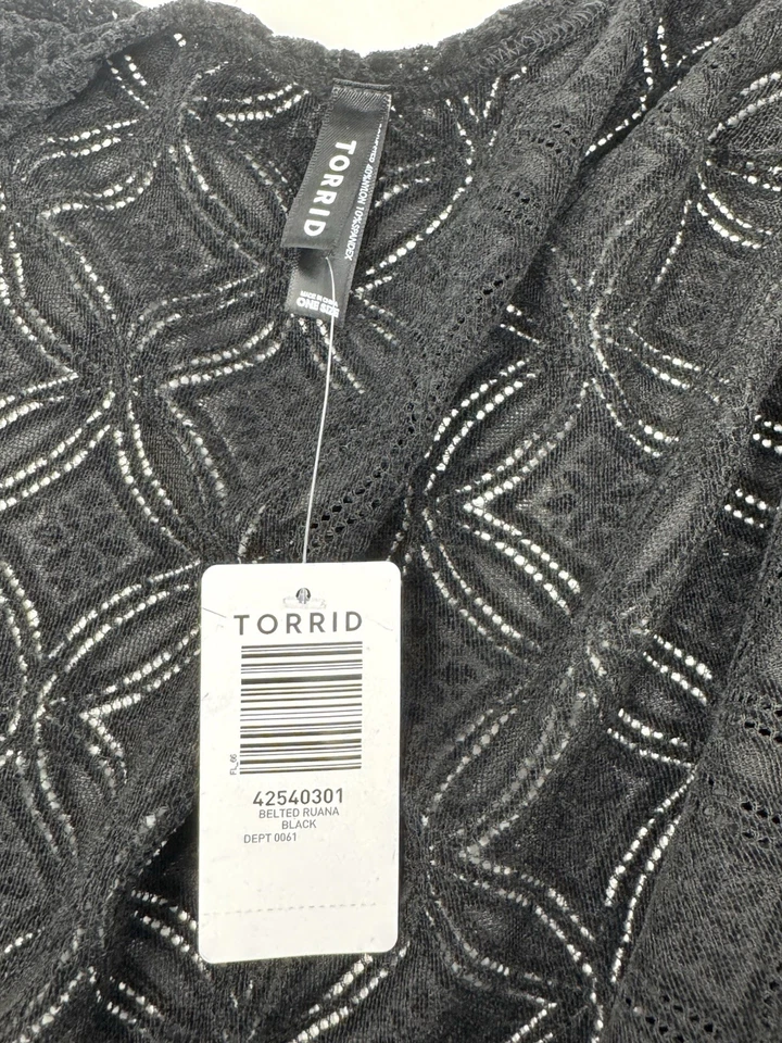 Torrid Plus Size 1X - 4X Ruana Poncho Style Poly Blend w/ Belt Closure - New - Image 4 of 4