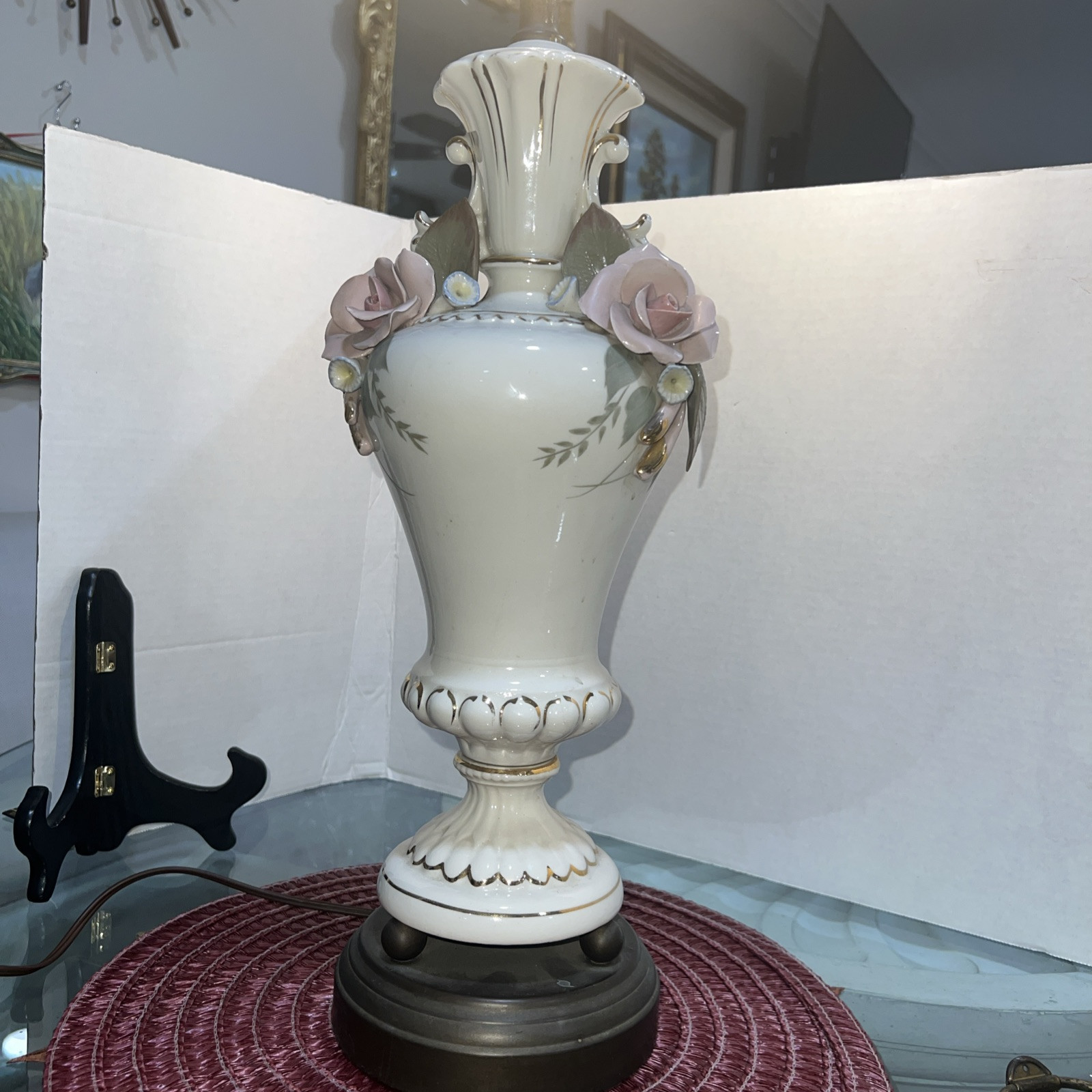 1 Capodimonte Porcelain Brass Table Lamp Floral Rewired no Shades