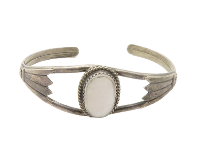 NAVAJO 925 Sterling Silver Vintage Mother Of Pearl Cuff Bracelet