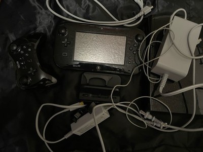 Nintendo Wii U Console Wii U Screen Broken but console works and all parts good