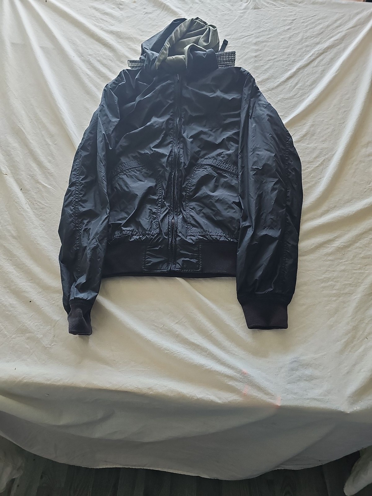 Black Hooded Bomber Jacket with Olive Graphic Lining 324 image 2