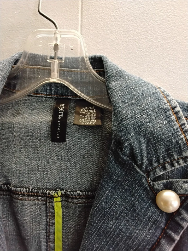 Mixit  upcycled Stretch Denim Jacket Size Large - Image 2 of 3