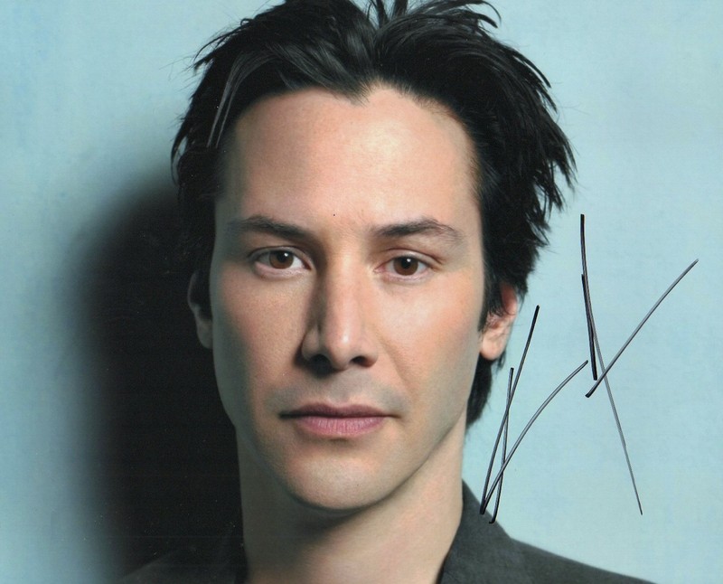 Autograph Keanu Reeves Hot 8 x 10 Photo Signed with COA