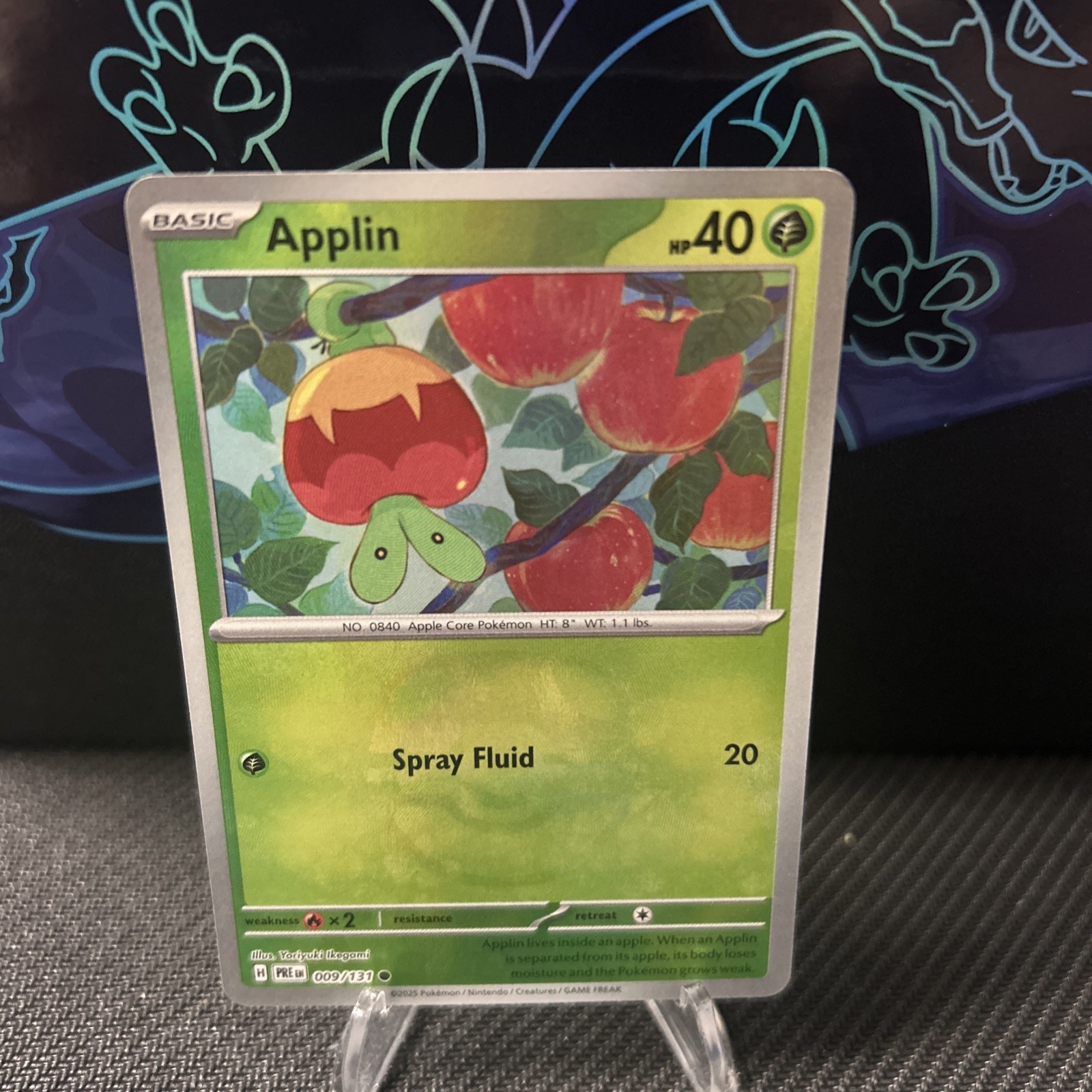 Applin (Master Ball Pattern) 009/131 SV: Prismatic Evolutions Pokémon TCG NM