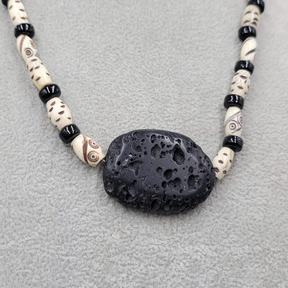 Conjunto de joyas de hueso de vaca talladas a mano con cuentas de lava negra collar pulsera Foto 2 de 4