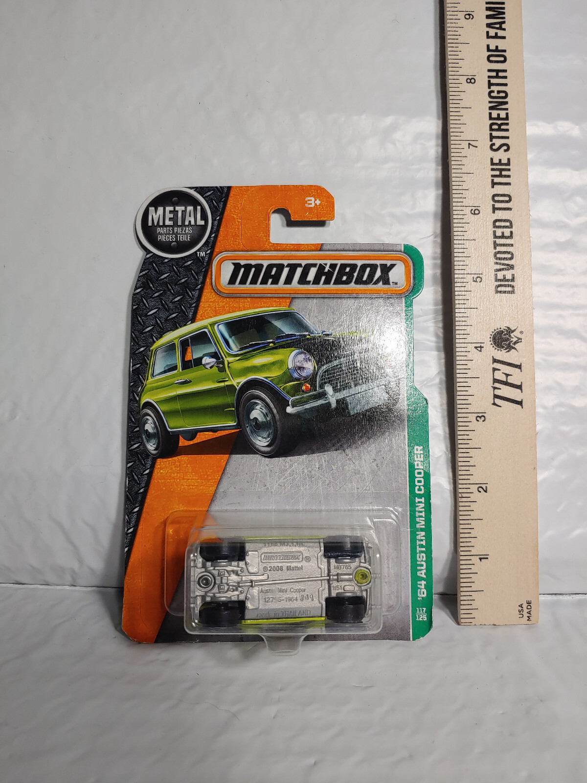 2016 Matchbox 1964 Austin Mini Cooper Lime green 117 \ 125 DVL18-4B10