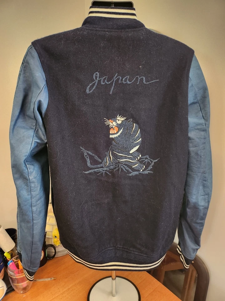 Chaqueta Universitaria Golden State Remi Relief Para Hombres XL Delgada Lana de Buey Japón Dragón Foto 4 de 4