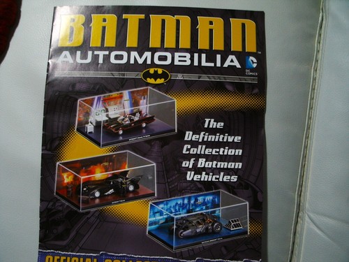 Batman Automobilia Official Collector's Model from "The Batman Movie" - Picture 11 of 12
