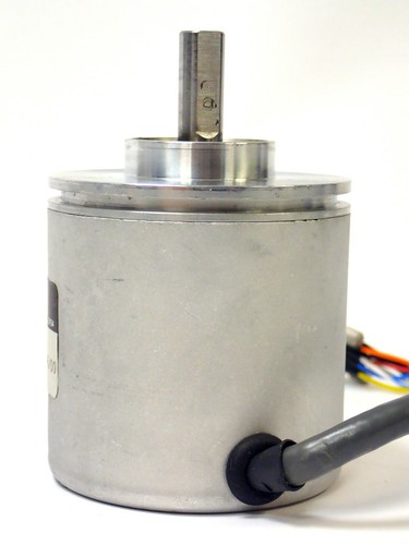BEI 924-01055-059 HEAVY DUTY OPTICAL ENCODER 2.5" DIA 36,000 CYCLES DUAL w INDEX - Picture 5 of 9