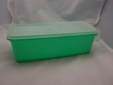 Vintage Tupperware Jadite Easy