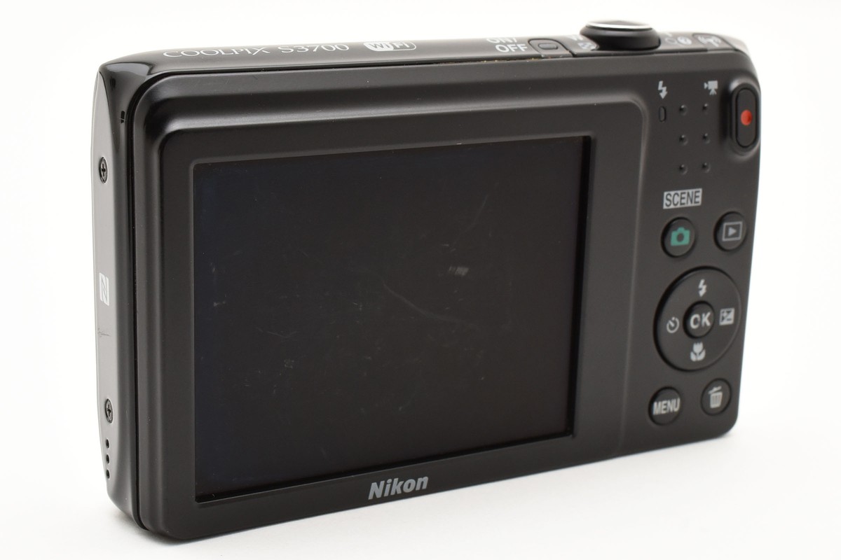 Nikon Coolpix S3700 Black 20.1MP 8x Optical Zoom from Japan