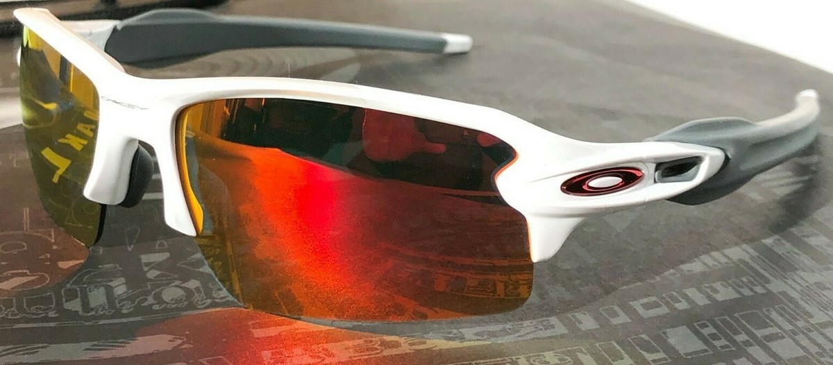 Oakley Costom Flake ホワイト/レッド Oakley Flak® 2.0 XL Team Colors Polished White Frame Prizm