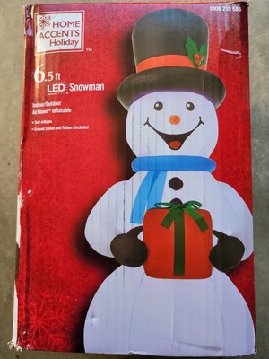 Home Accents Holiday, 6.5 ft Pre-Lit 
