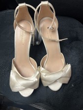 Kate Spade Champagne Satin Bridal Heel Size 6.5B