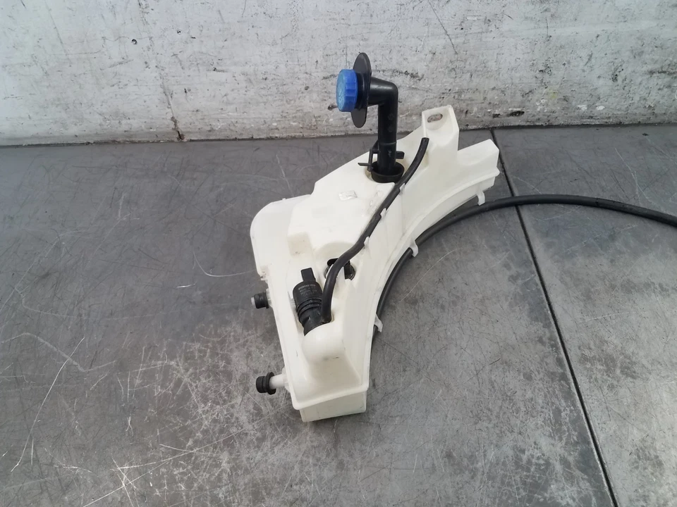 2007 Porsche Cayman S 987 Windshield Washer Reservoir #3075 G2 - Image 4 of 4