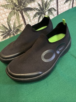 OOFOS OOMG Black Sports Recovery Comfort Slip On Shoes Mens Size 9.5 EU42.5