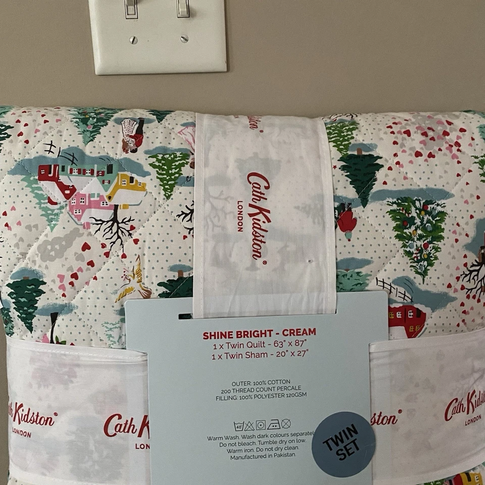 Cath Kidston London Cotton Christmas SHINE BRIGHT Cream Twin Quilt & Sham NWT - Image 4 of 4