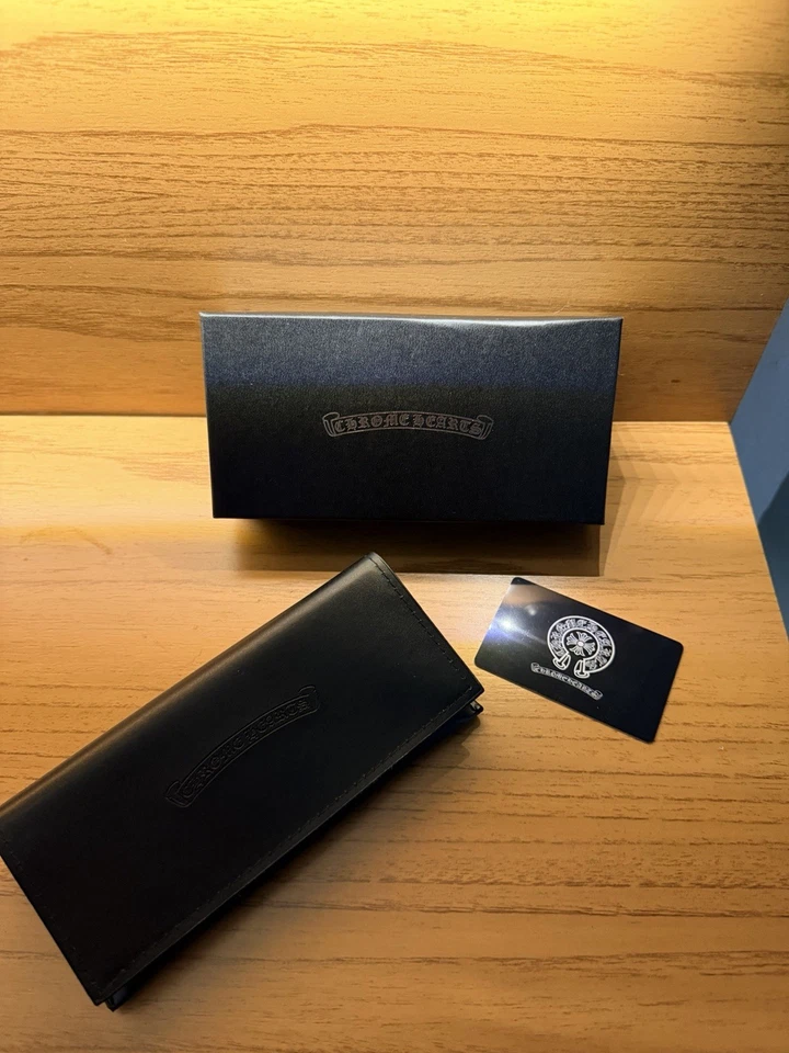 Chrome Hearts男女通用设计眼镜带盒、布和卡片 — 第 2/4 张图片