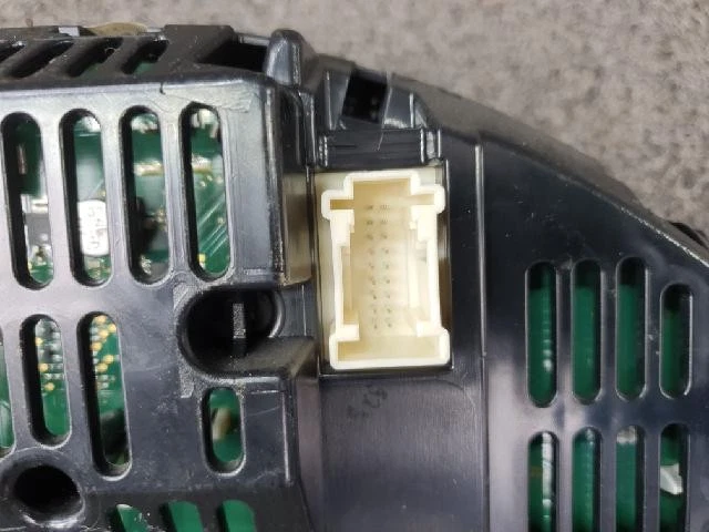 Mercedes-Benz C200 2009 grupos de instrumentos 2046404548 Foto 4 de 4