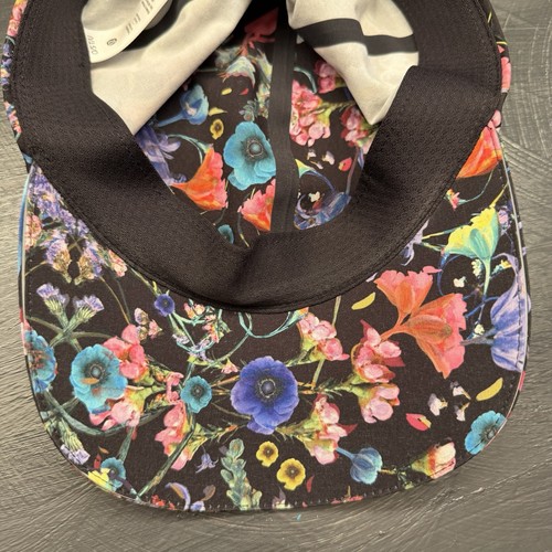 Lululemon Fast And Free Run Mütze Damen Einheitsgröße Blumenmuster mehrfarbig reflektierend AOP EUC - Bild 10 von 12