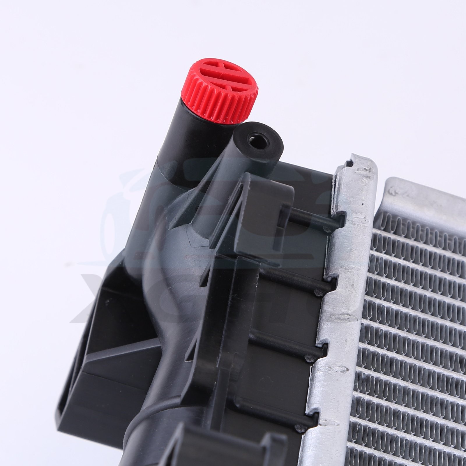 670109996 Fit Maserati Ghibli Levante Quattroporte Water Radiator 2014-2020