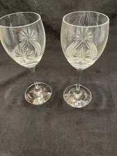 Bohemian Crystalex wine glasses set of 2