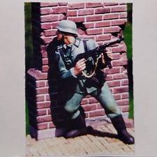 1/35 WWII German Infantry Soldier RESIN FIGURE MODEL KIT Unassembled Unpainted