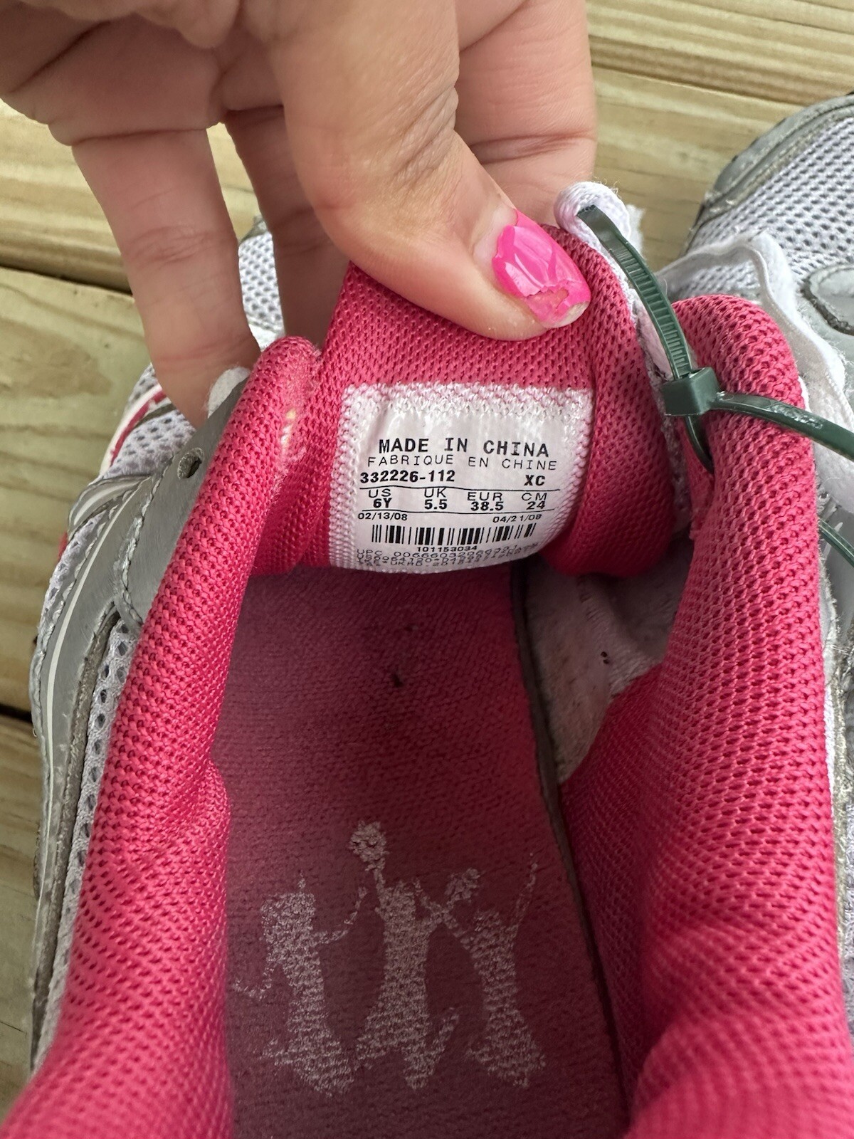 Nike Shox Remix+ Women’s 6Y Running Active Gym Shoe Silver Pink 2008 image 4