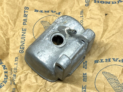 HONDA DREAM C70 C71 CS71 C75 C76 CS76 Vergaser Schwimmerkammer / NOS