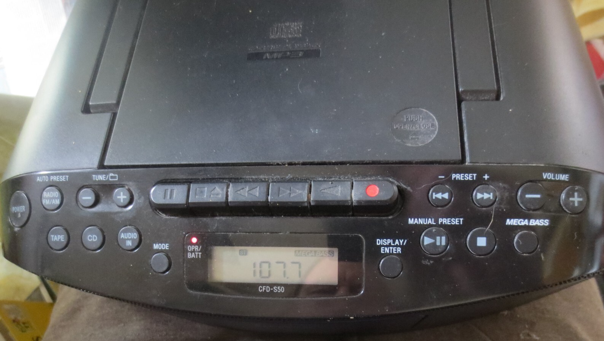 SONY Boombox CFD-S50 Portable CD Radio Cassette TESTED