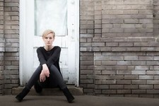 Tappetino da gioco scrivania modello Anime donna biondo porta seduta da parete 16234