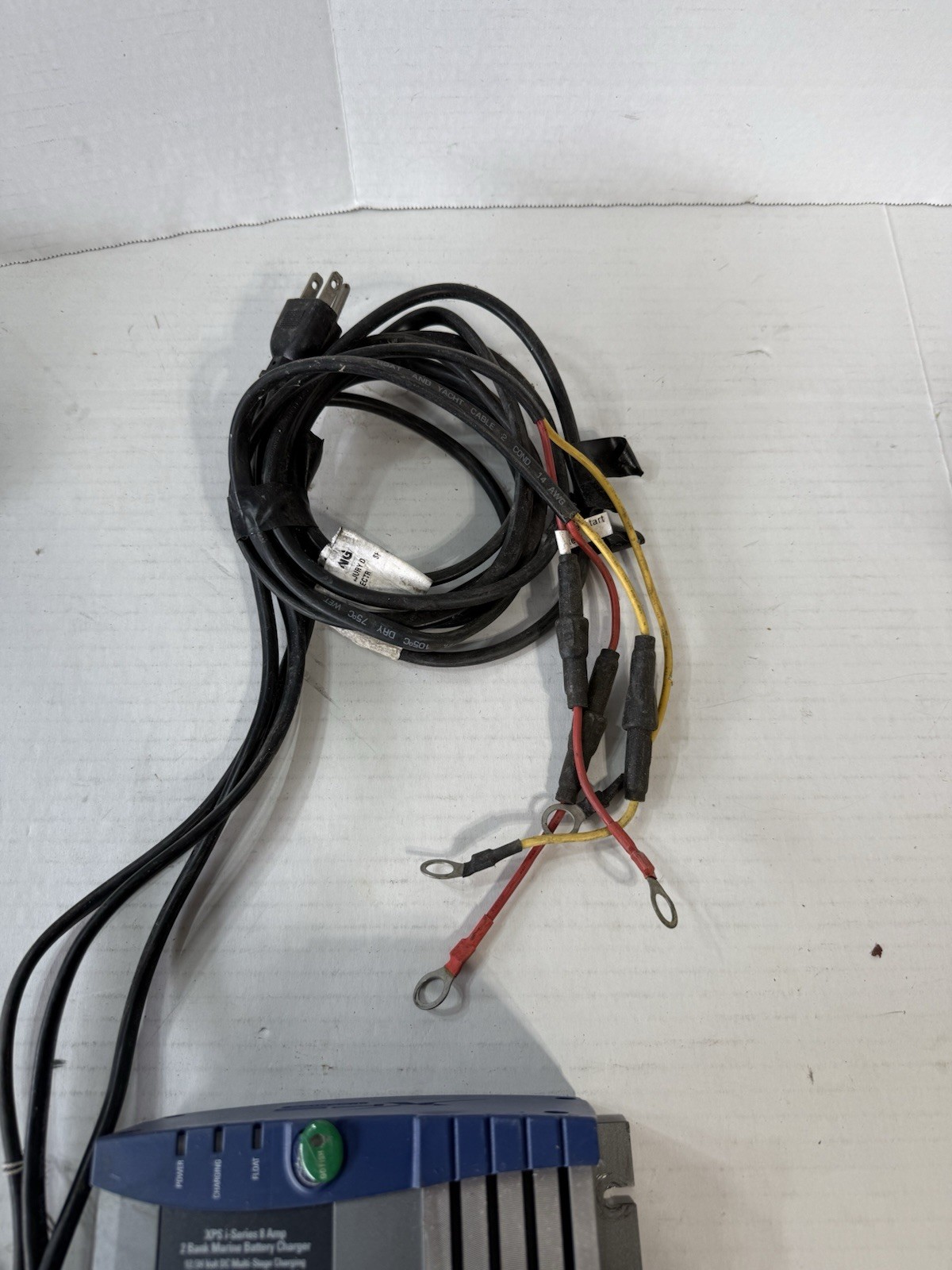 Bass Pro Shops XPS i-Series 2 Bank Marine Battery Chargers 4/4