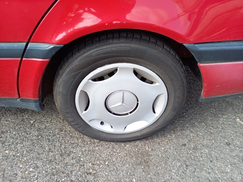 1994 Mercedes Class C220 Diesel Saloon - Picture 10 of 20