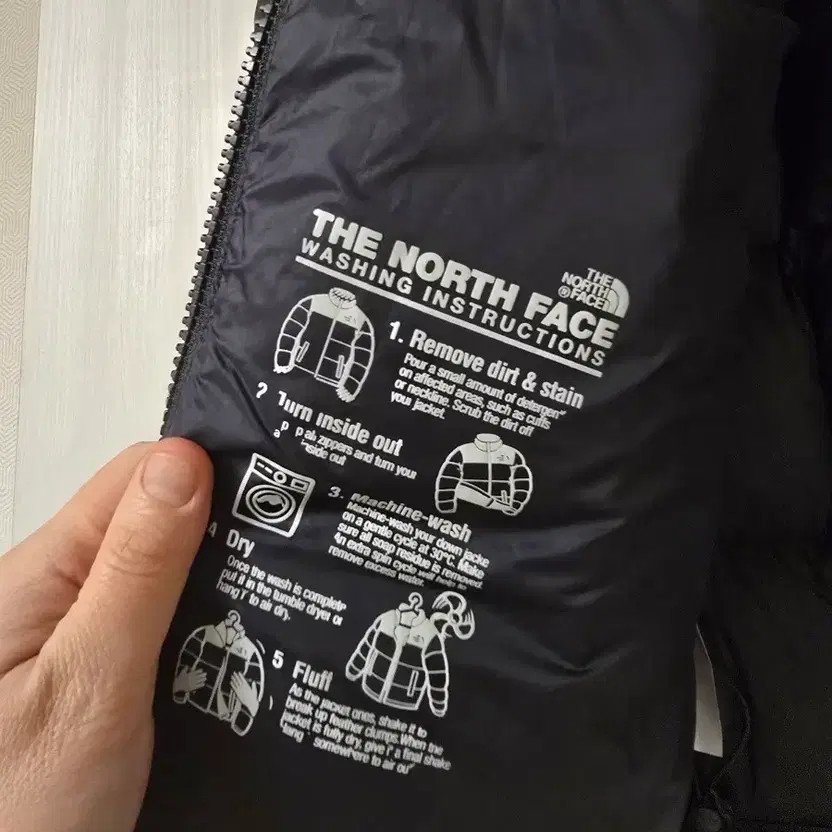 North Face Kids Down Puffer Jacket - Size 130 thumbnail 7