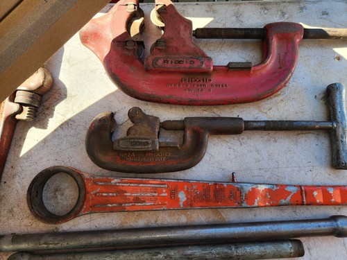Ridgid 12-R Pipe Threader Die Head Set 12R With Cutter & Reamer & MORE - Picture 4 of 21