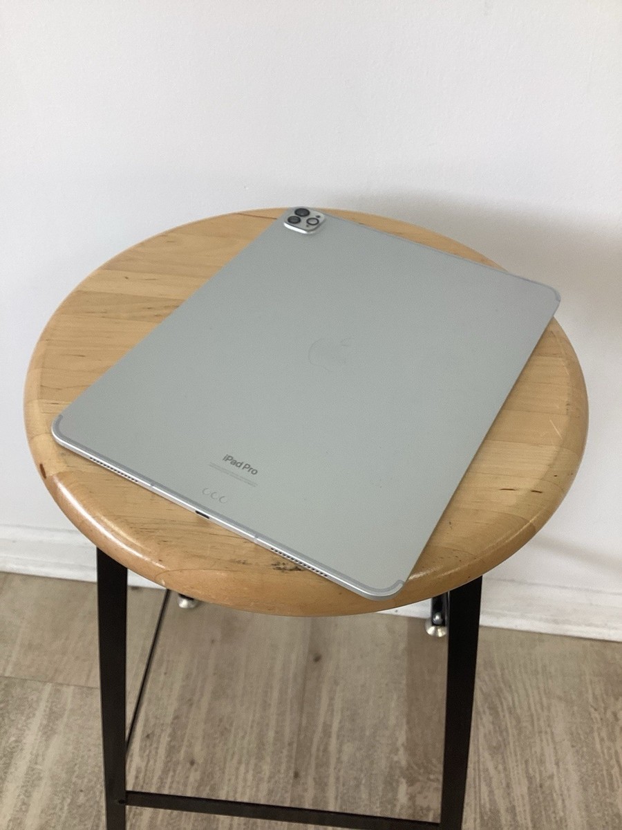 Apple iPad Pro 13-inch M4 256 GB 5G MVXR3LL/A A2926 Small